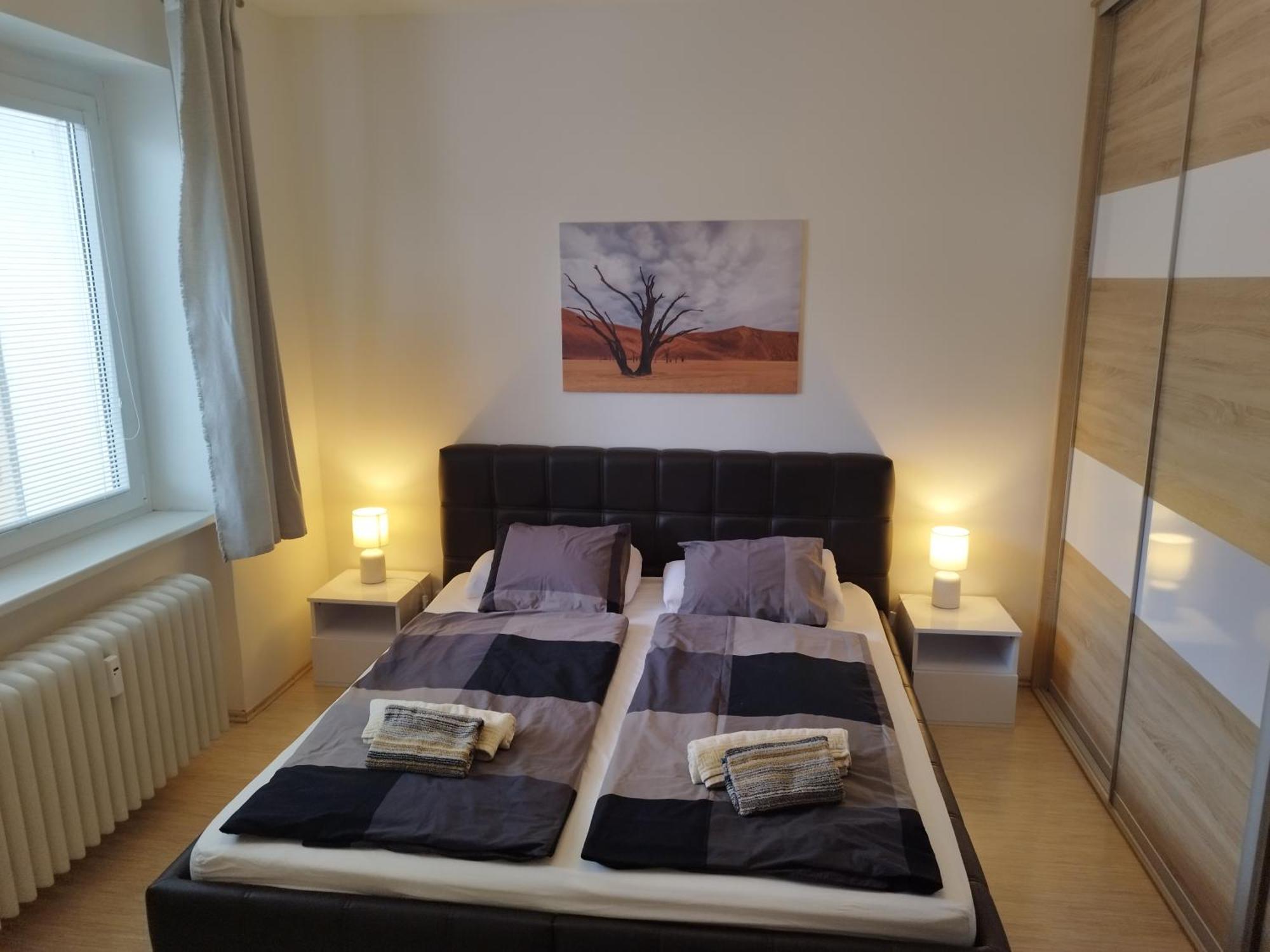 Amazing Flat In Old Town With Large Balcony Bratislava Exterior foto